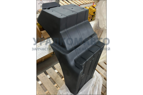 Крыло левое (брызговик) T5G
